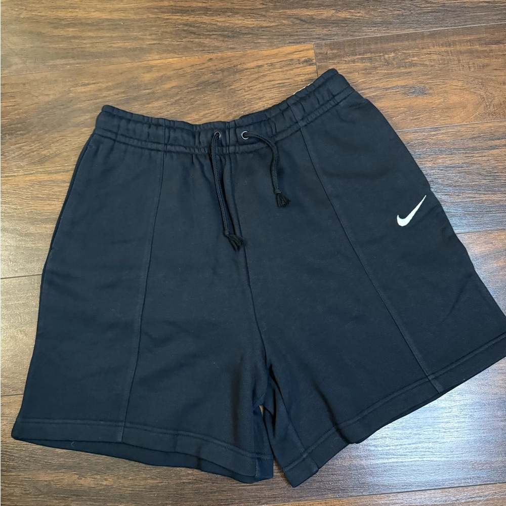 Nike Loose Fit High Rise Shorts